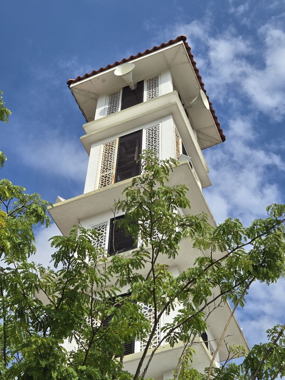 MASJID BANDAR UNIVERSITI
