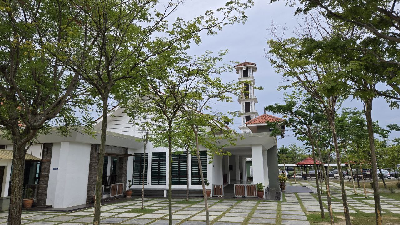 MASJID BANDAR UNIVERSITI