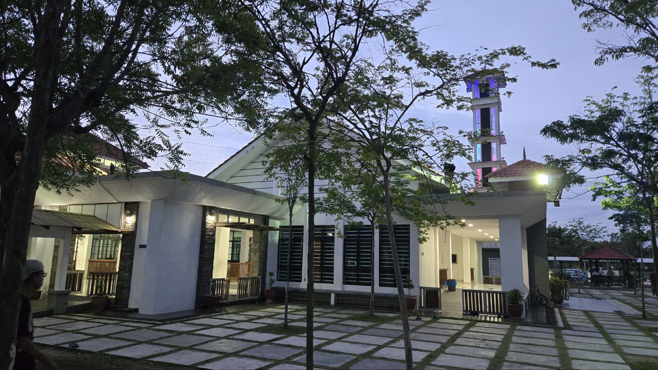 MASJID BANDAR UNIVERSITI