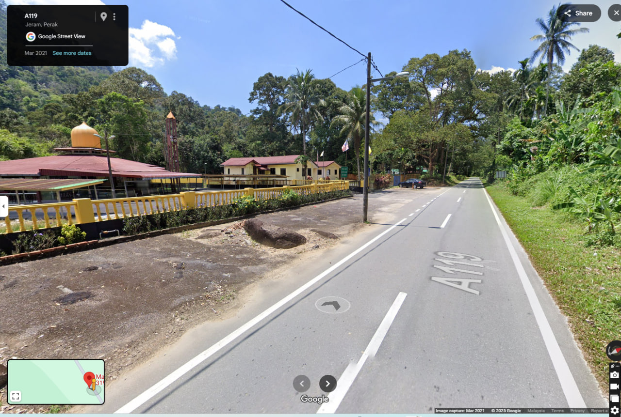 MASJID KAMPUNG SAHOM