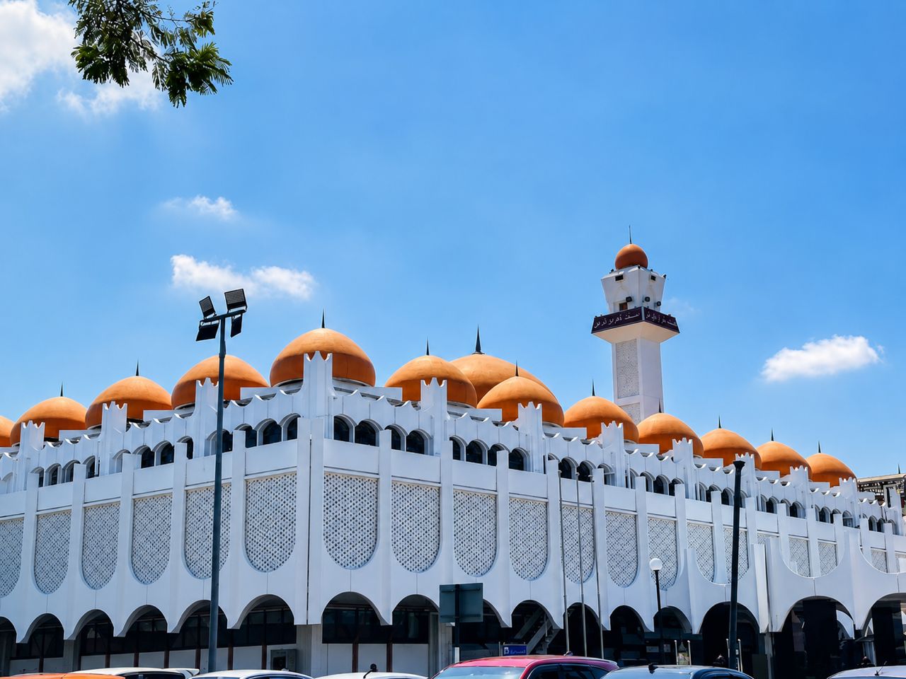 MASJID SULTAN IDRIS SHAH II (MASJID NEGERI)