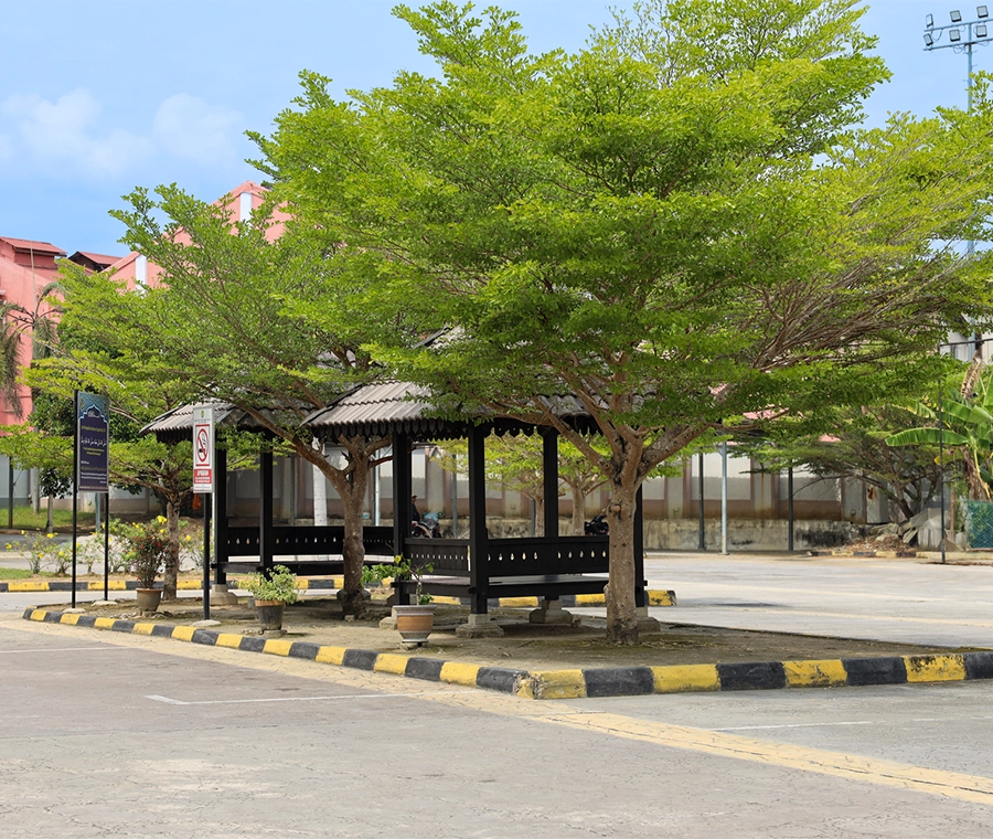 MASJID TOH PUAN BESAR HATIJAH