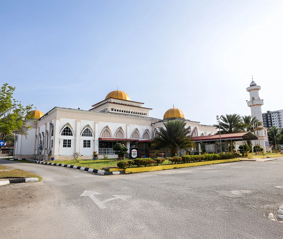 MASJID SULTAN IDRIS SHAH II (MASJID DAERAH MUALLIM)
