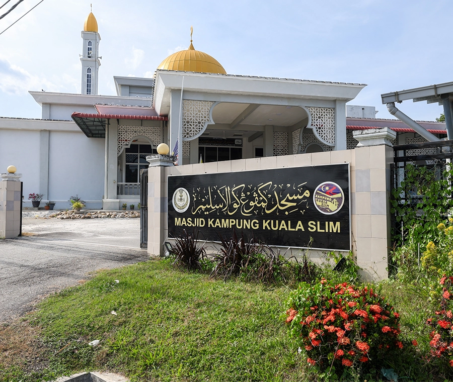MASJID JAMEK KUALA SLIM