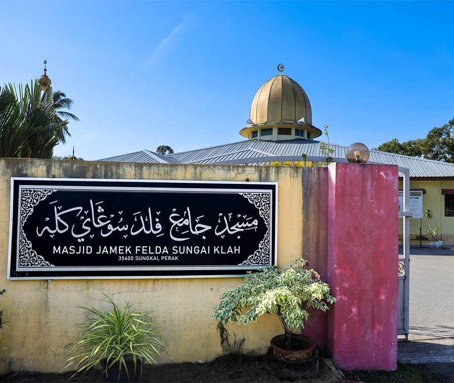 MASJID JAMEK FELDA SG. KLAH