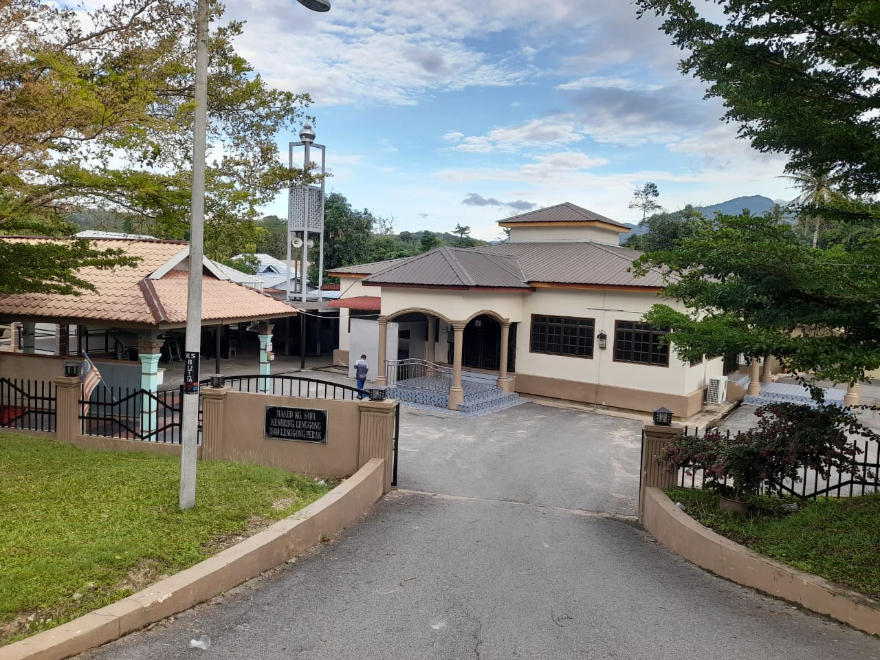 MASJID KAMPUNG SAWA